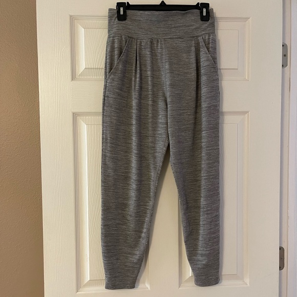 Vuori pants - Picture 1 of 5